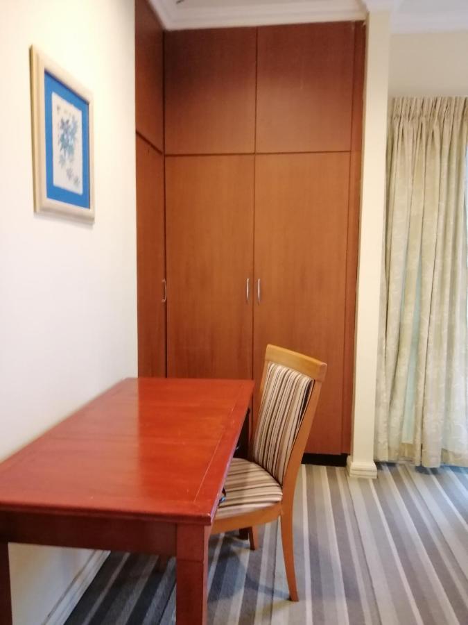 Stayinn Gateway Hotel Apartment Kuching Exterior foto