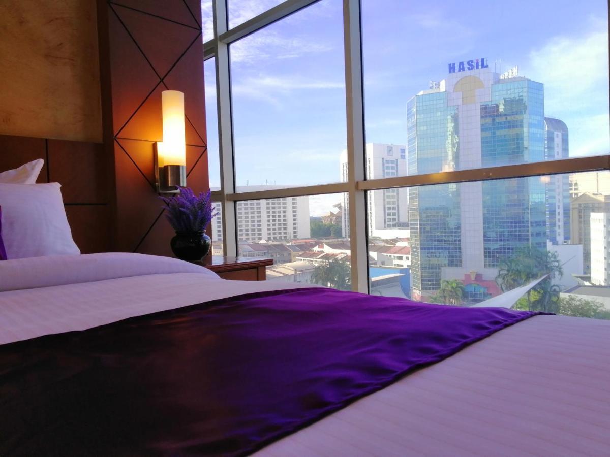 Stayinn Gateway Hotel Apartment Kuching Exterior foto