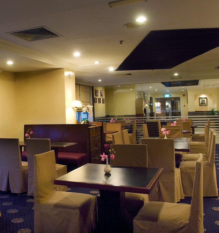 Stayinn Gateway Hotel Apartment Kuching Exterior foto