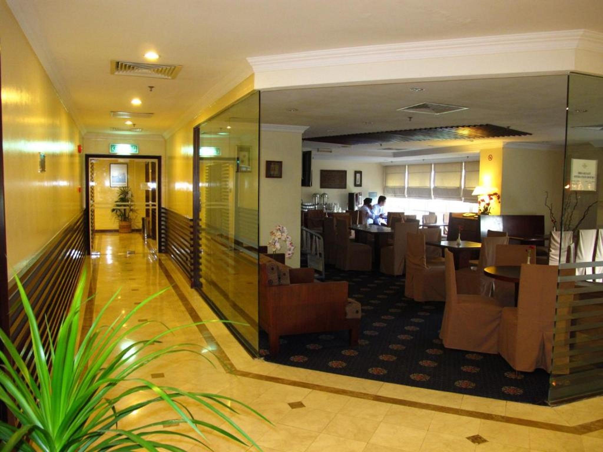 Stayinn Gateway Hotel Apartment Kuching Exterior foto
